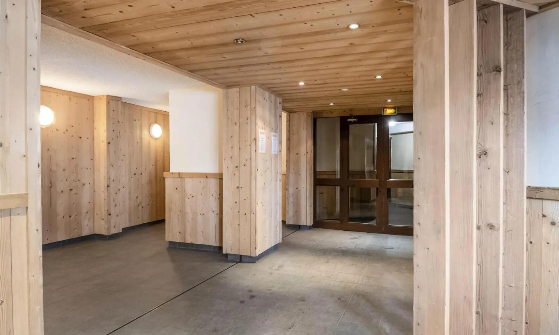 Residence Schuss - Val Thorens Location: Joli Appartement Pour 6 Personnes, Proche Des Pistes Mae-9018 Apartment