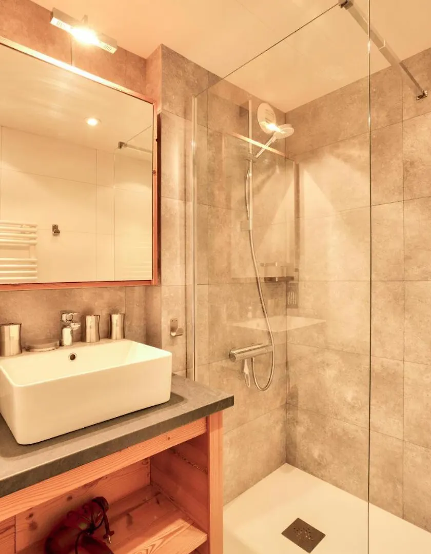Residence Schuss - Val Thorens Location: Joli Appartement Pour 6 Personnes, Proche Des Pistes Mae-9018