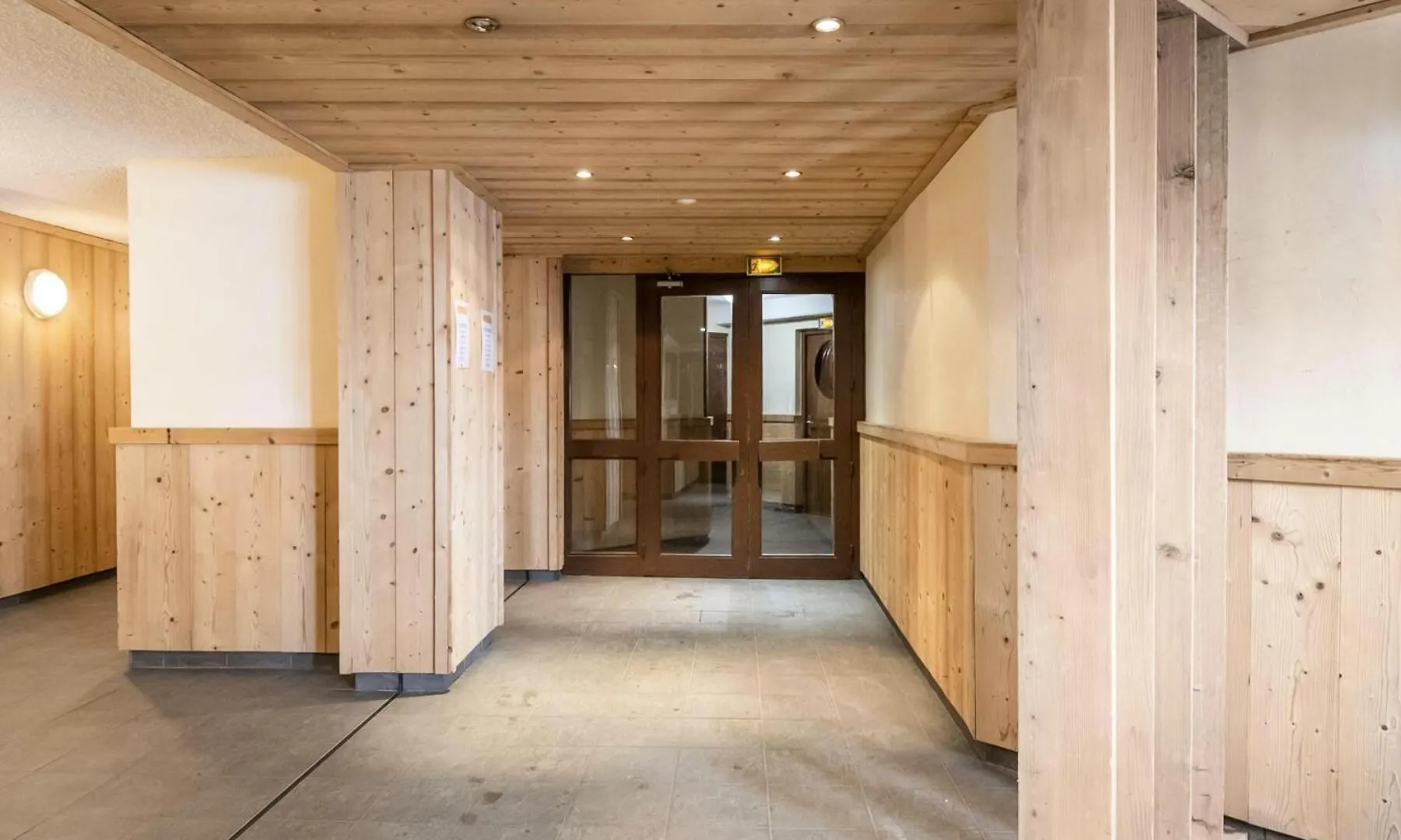 Residence Schuss - Val Thorens Location: Joli Appartement Pour 6 Personnes, Proche Des Pistes Mae-9018